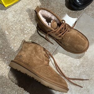 Ugg boots boys size 2 neumel II style